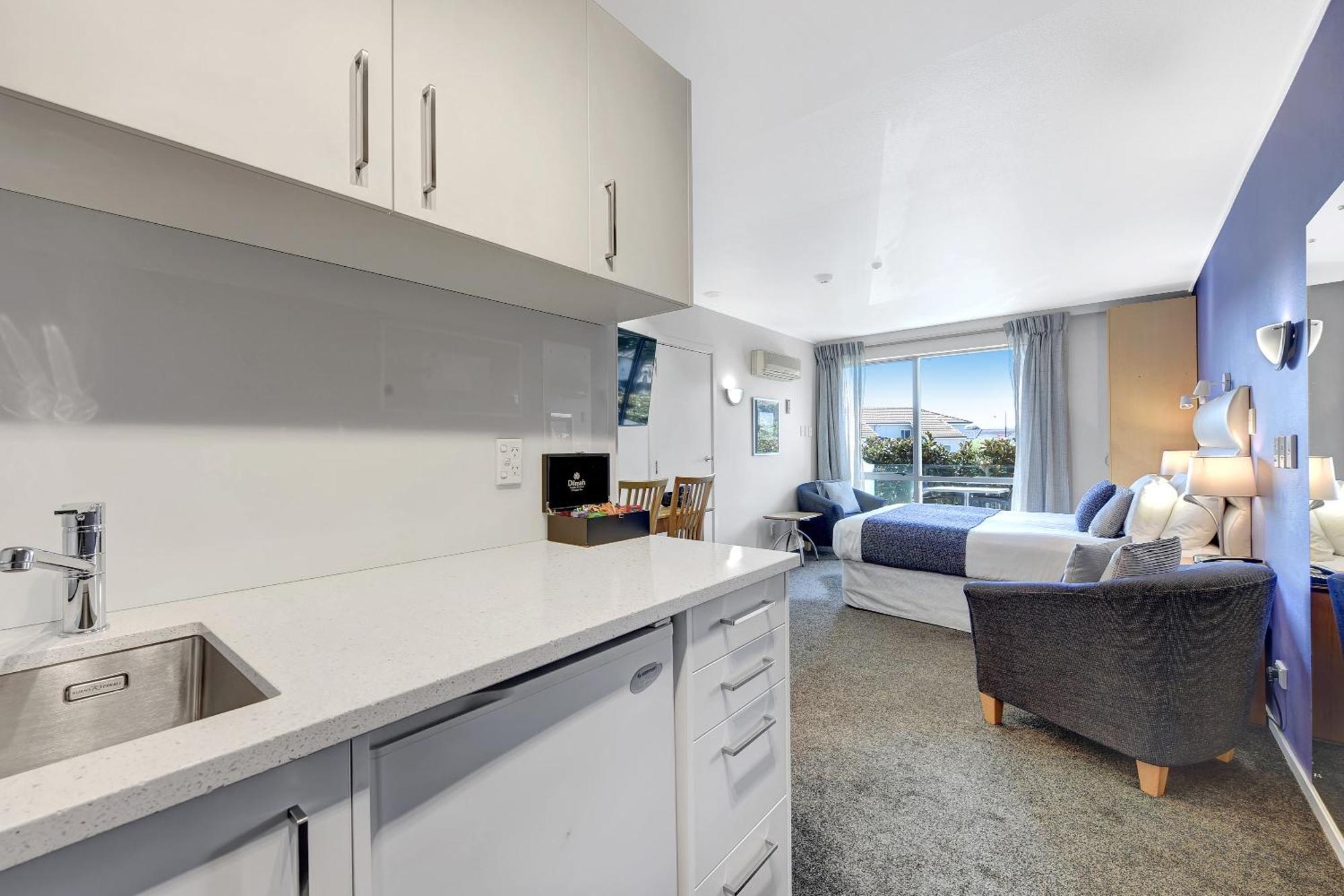 Tides Hotel Nelson Exterior foto